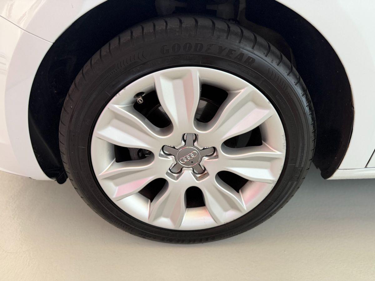 AUDI - A1 Sportback - 1.6 TDI Admired
