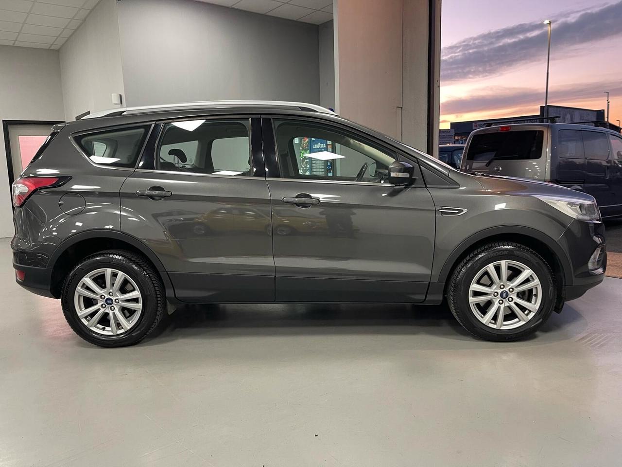 Ford Kuga 2.0 TDCI 120 CV S&S 2WD ST-Line