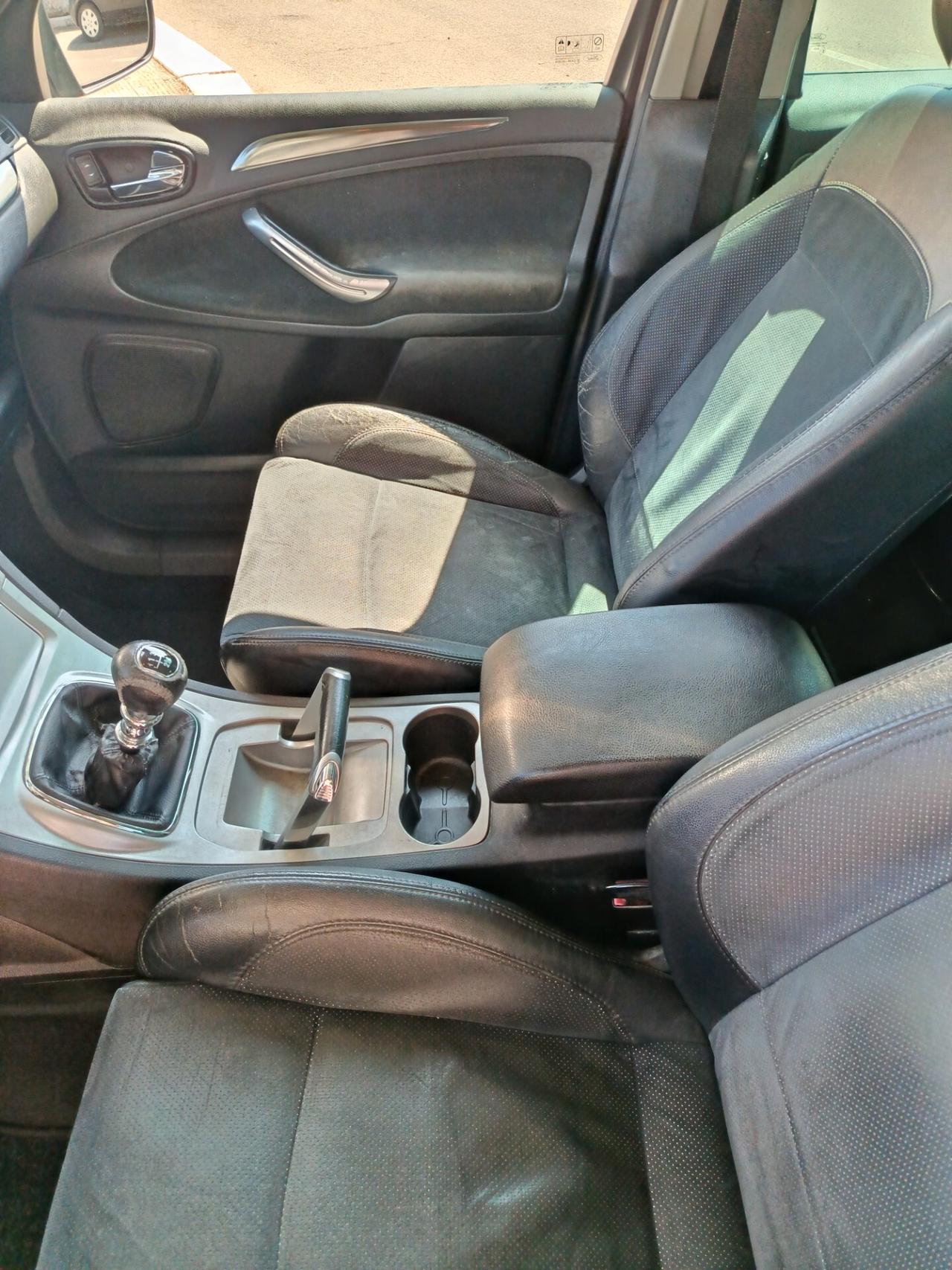 Ford S-Max 2.0 TDCi 140CV Titanium