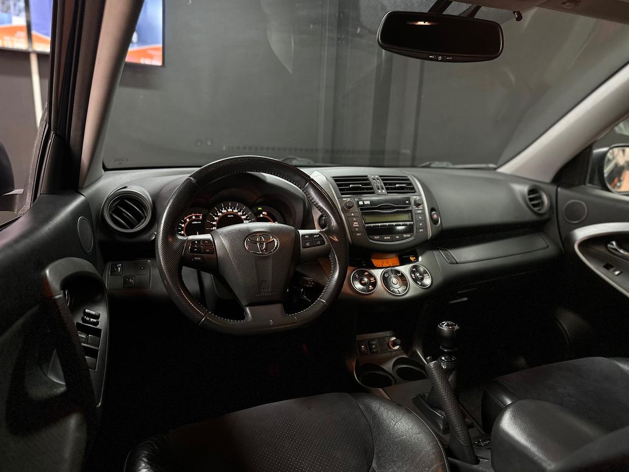 Toyota RAV 4 2.2 D-4D Exclusive #10902