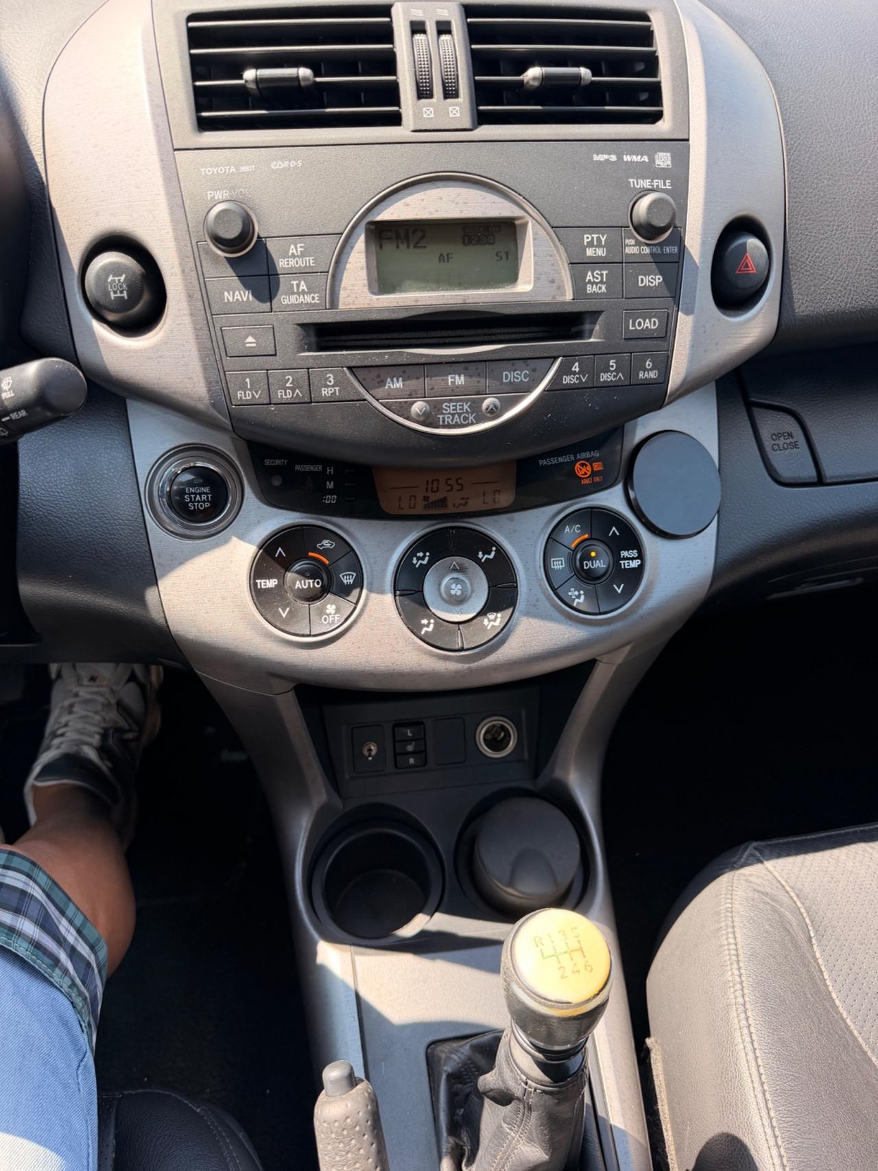 Toyota RAV 4 RAV4 2.2 D-4D 177 CV Luxury 4x4 PERFETTA!!!