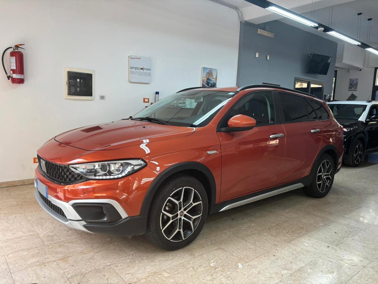 Fiat Tipo 1.6 130cv M-Jet SW Cross Plus