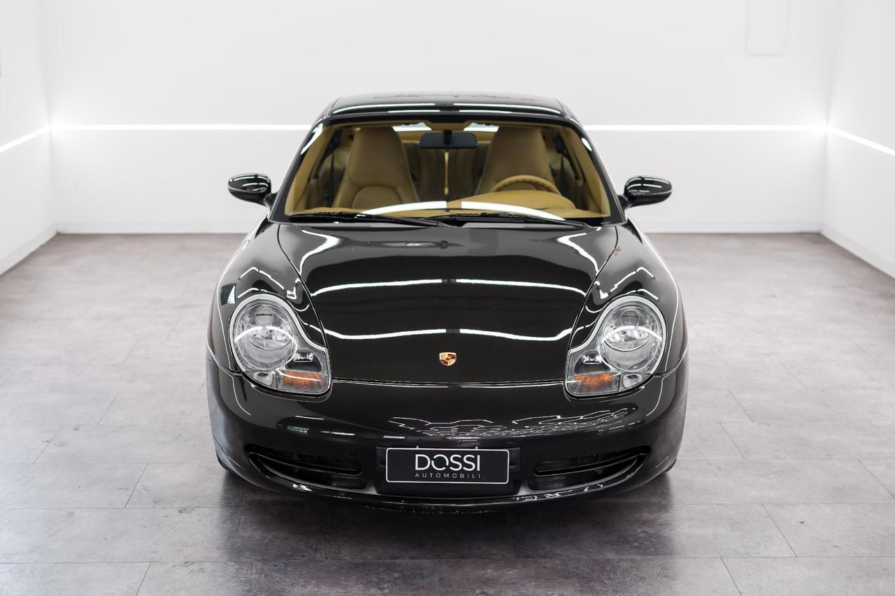 Porsche 911 Carrera 2 Coupé