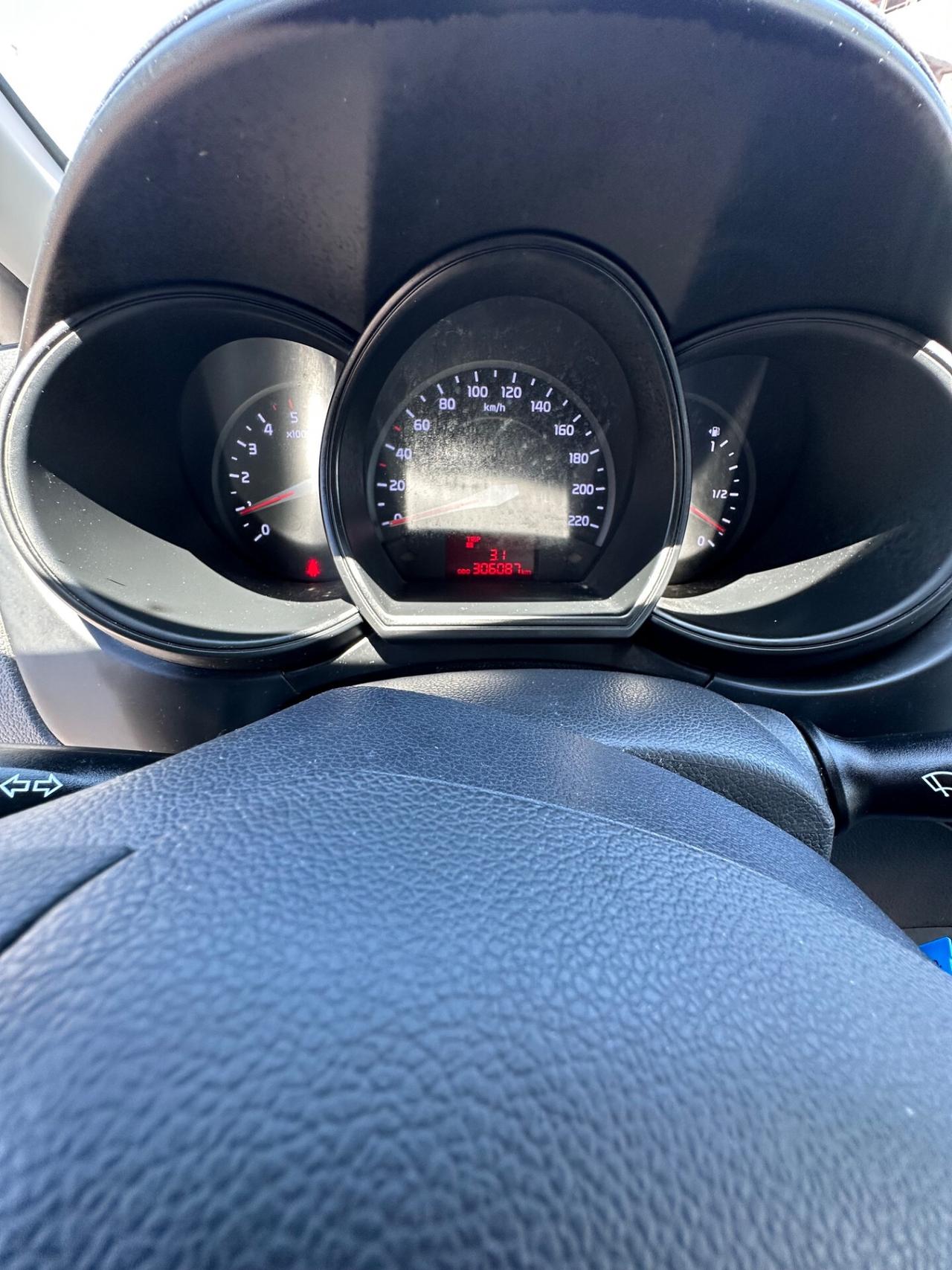 Kia Rio 1.4 CRDi WGT 5p. EX