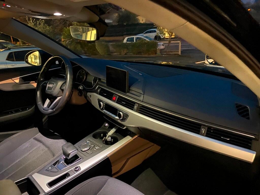AUDI A4 5ª serie A4 Avant 2.0 TDI 150 CV S tro...