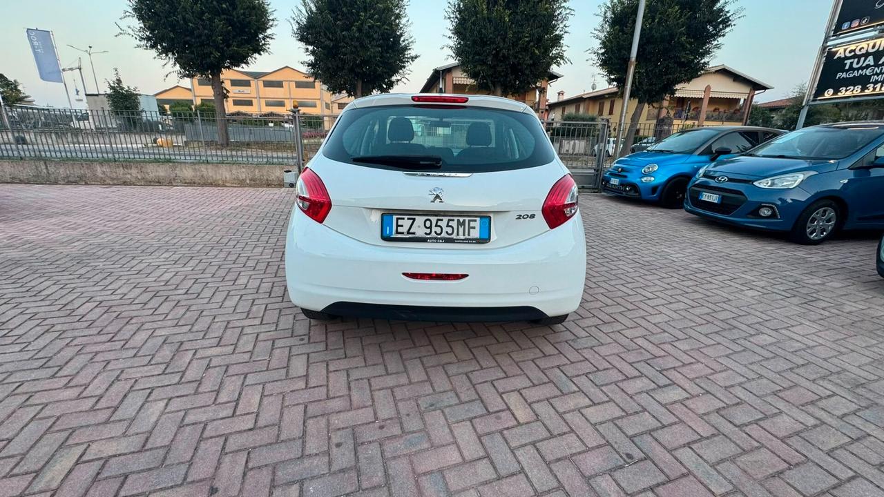 Peugeot 208 1.4 HDi 68 CV 5 porte Allure