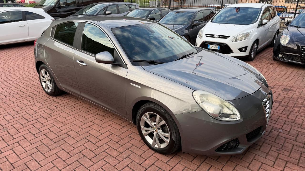 Alfa Romeo Giulietta 1.6 JTDm-2 105 CV Exclusive