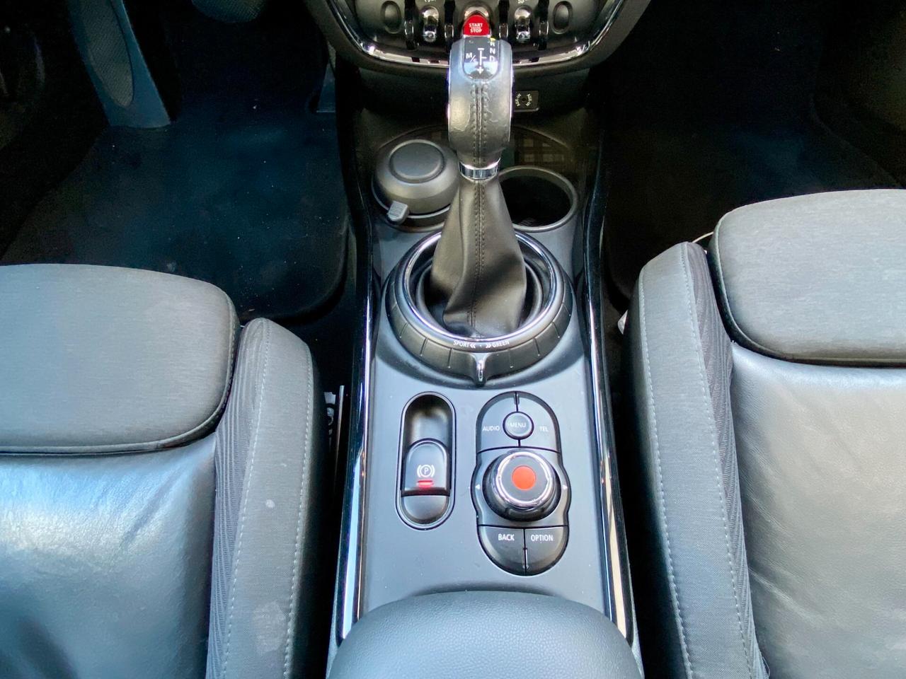 MINI Cooper D Clubman 2.0 auto 150cv