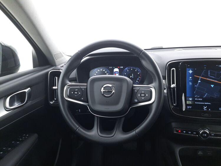 Volvo XC40 B4 Momentum Pro AWD Geartronic BR689508 2.0 Mild Hybrid 197CV