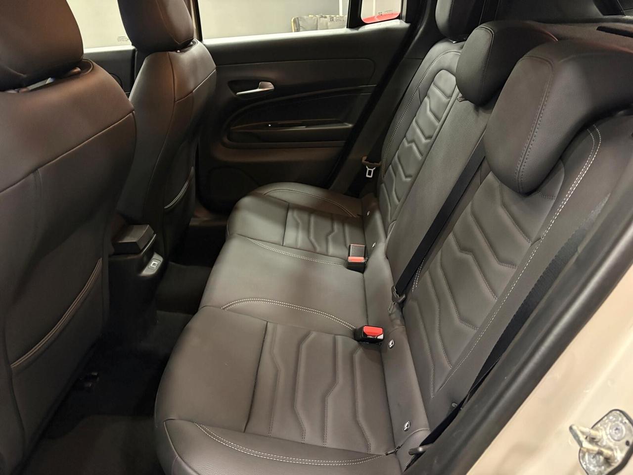 Jeep Avenger 1.2 Turbo 100 CV Summit