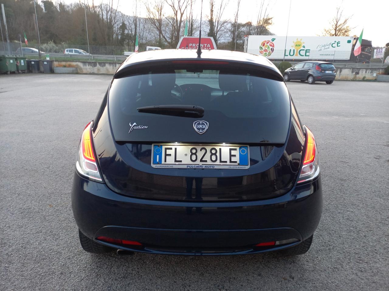 Lancia Ypsilon 1.2 69 CV 5 porte Gold