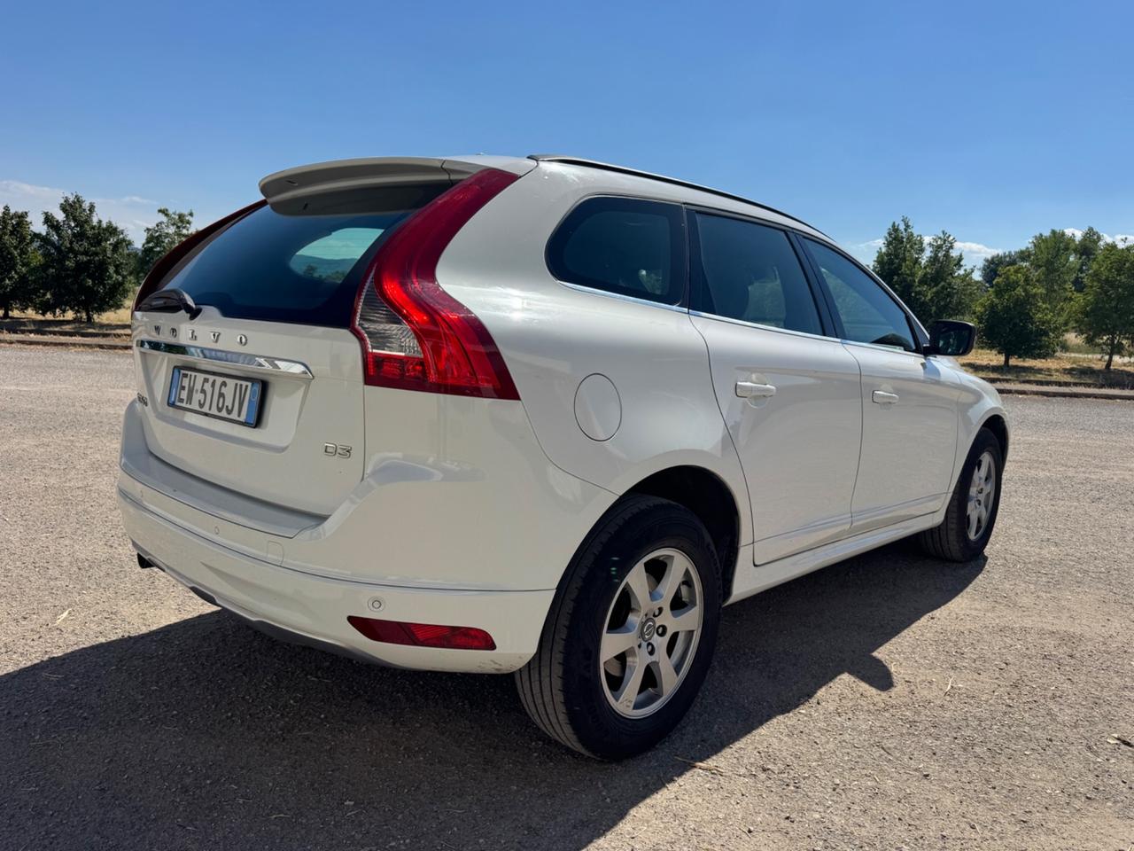 Volvo XC 60 XC60 D3 Geartronic R-design Momentum