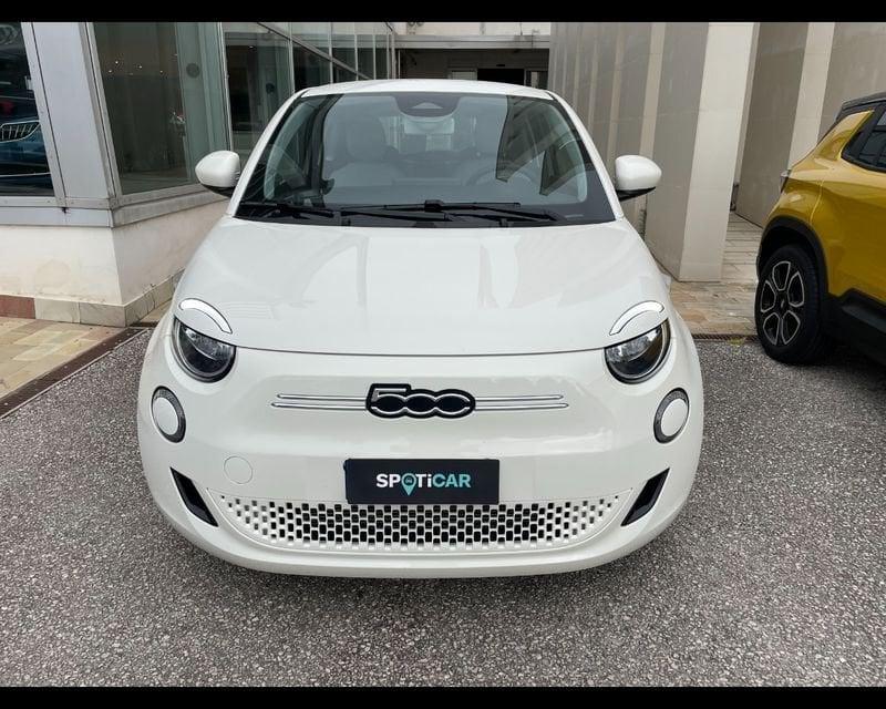 FIAT 500 Icon Berlina
