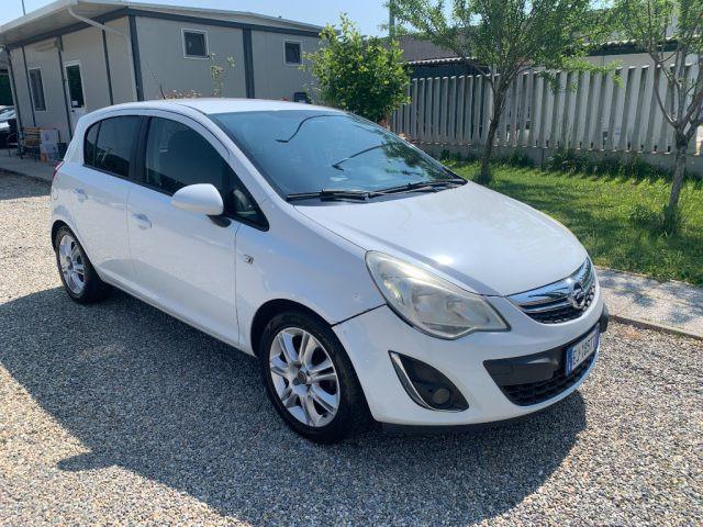OPEL Corsa 1.2 5 porte COSMO