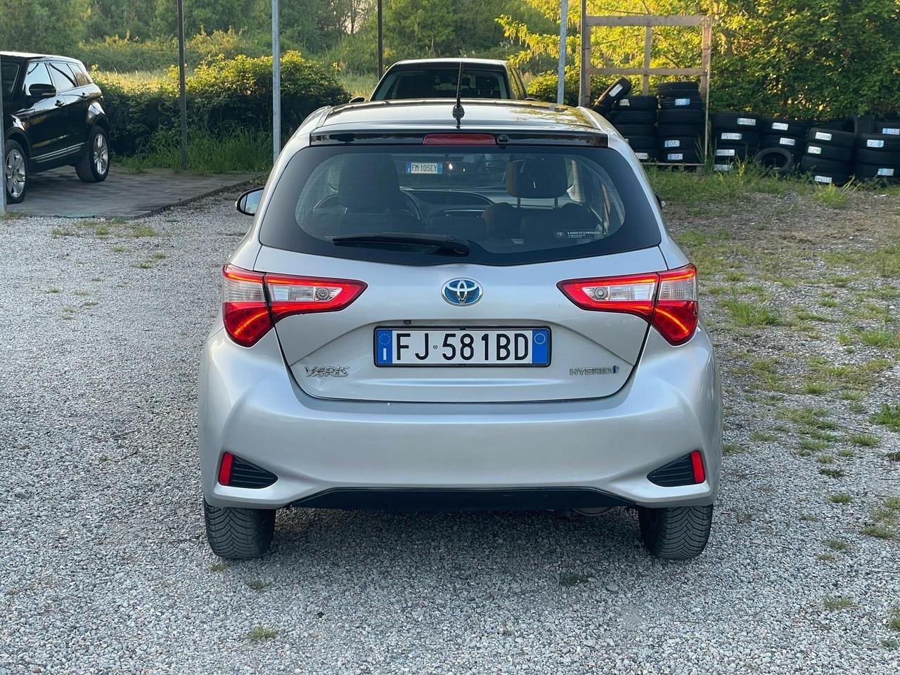 Toyota Yaris hybrid