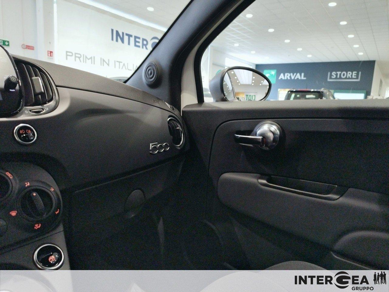 ABARTH 695 1.4 t-jet 180cv auto