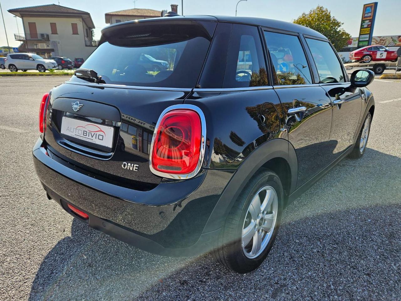 MINI One 1.5 5 porte Virtual Display