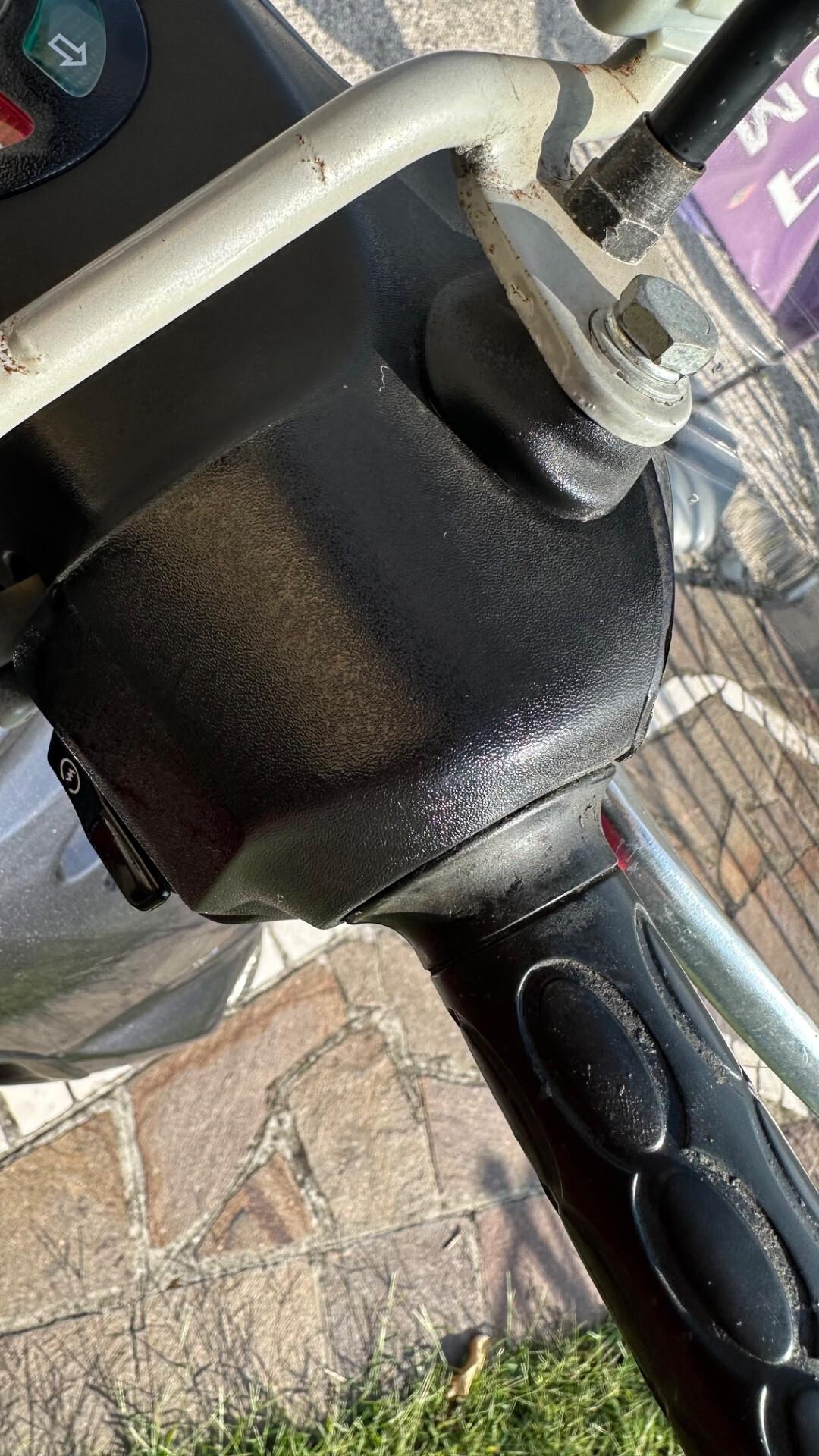 Yamaha Neo's 2 tempi con parabrezza