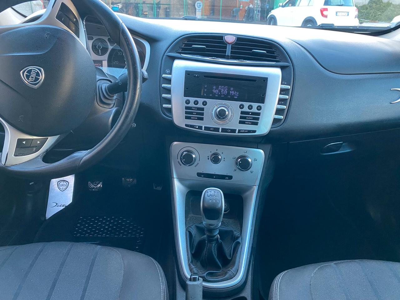 Lancia Delta 1.6 MJT 120cv restyling full opt nuova 2011