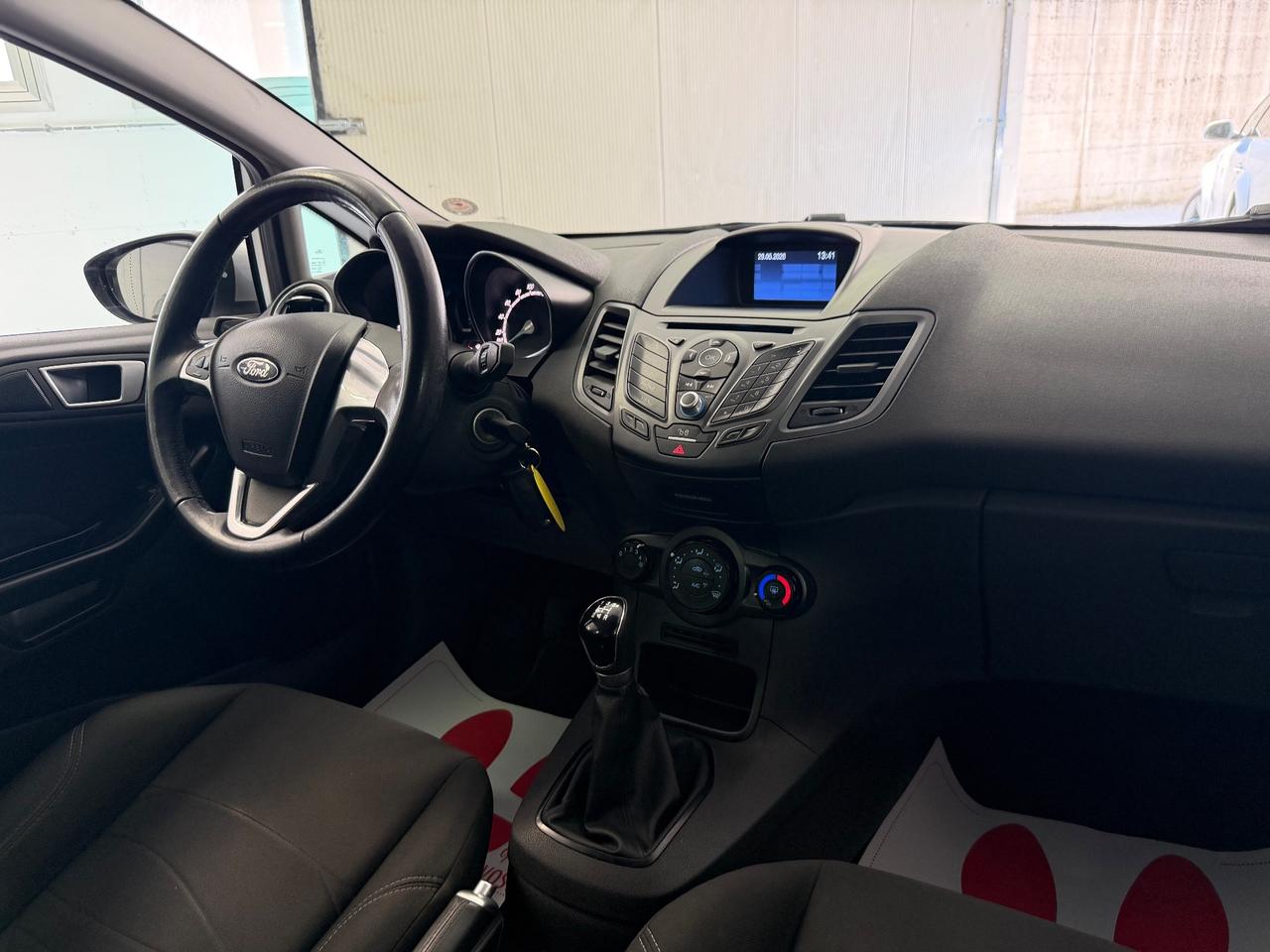 Ford Fiesta 1.2 60CV 5 porte Titanium