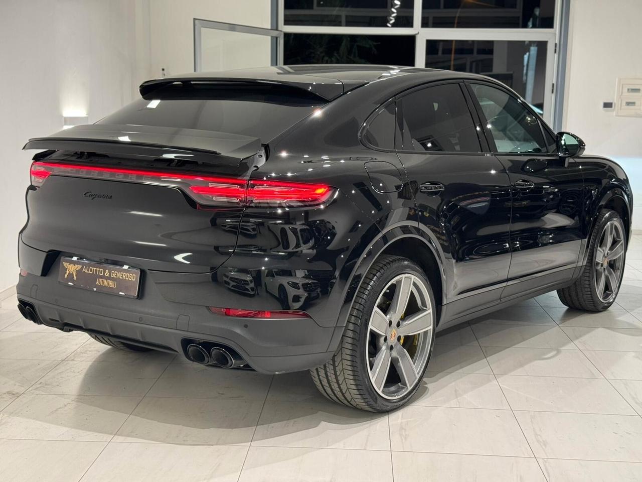 Porsche Cayenne Coupé 3.0 V6 462 CV E-Hybrid