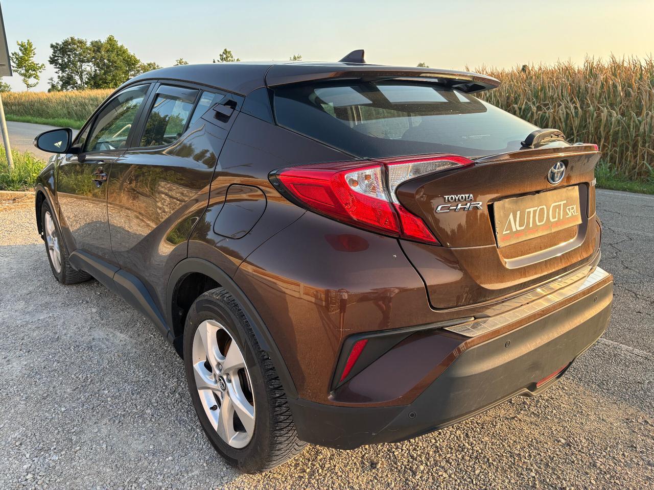 Toyota C-HR 1.8 Hybrid E-CVT Lounge