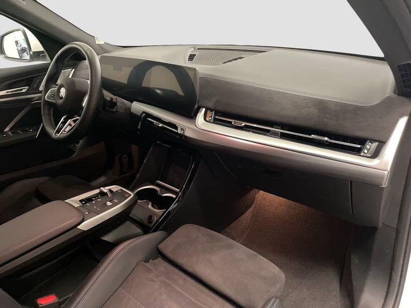 BMW X2 sDrive 20i 48V MHEV M Sport Gancio Harman Kardon 19"