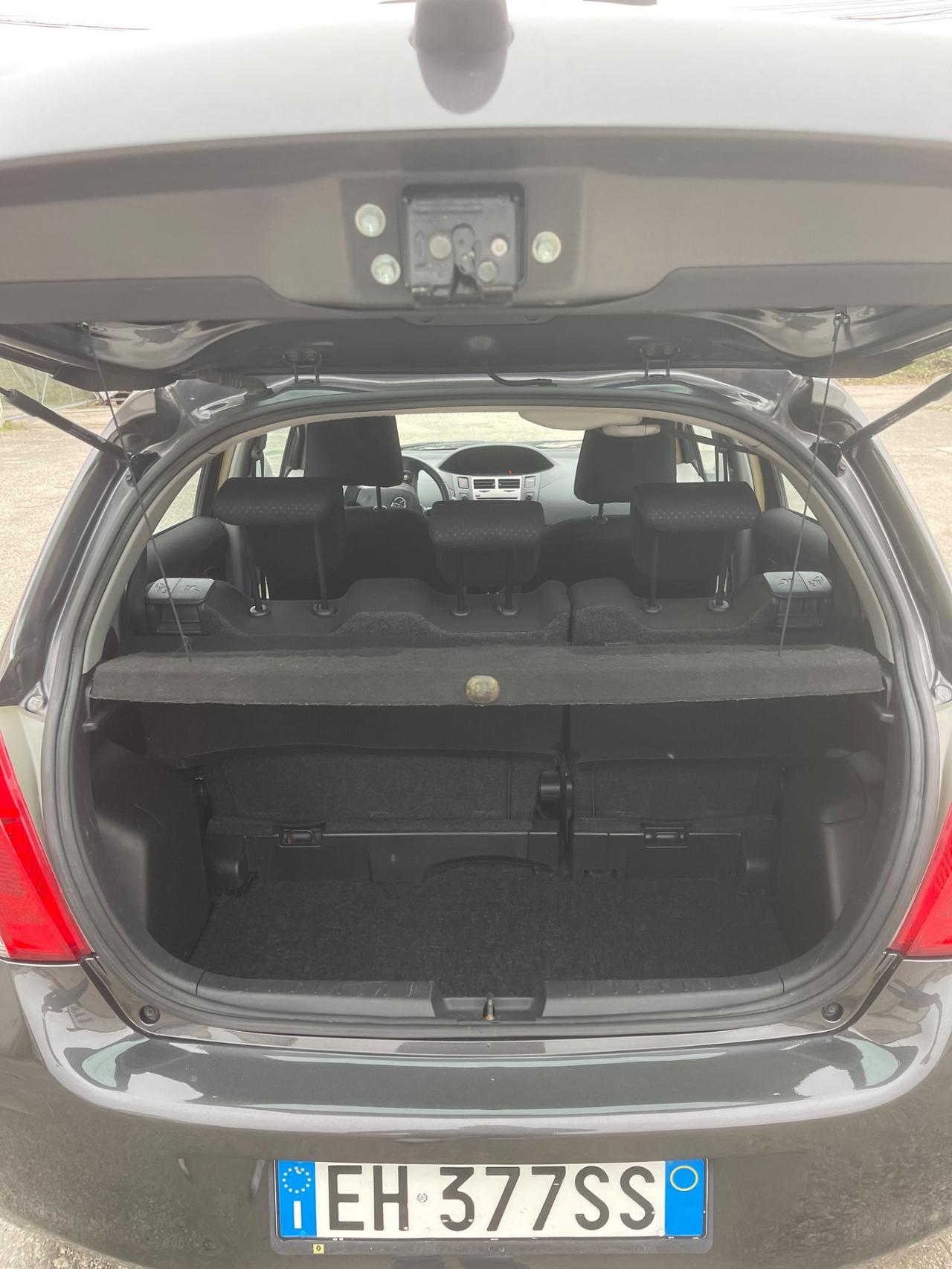 Toyota Yaris 1.3 5 porte Sol