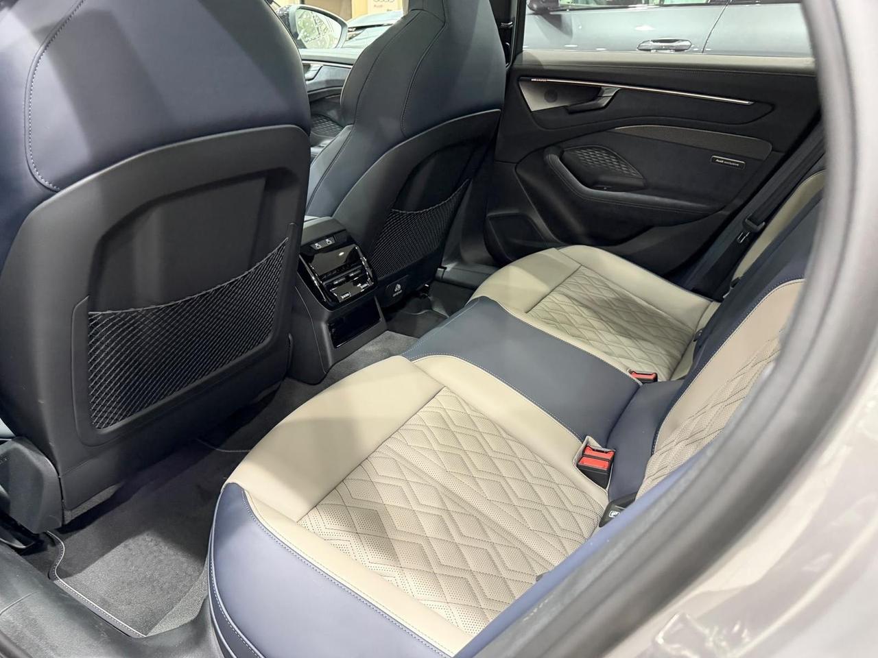 Audi A6 allroad 50 TDI 3.0 quattro tiptronic Business Advanced
