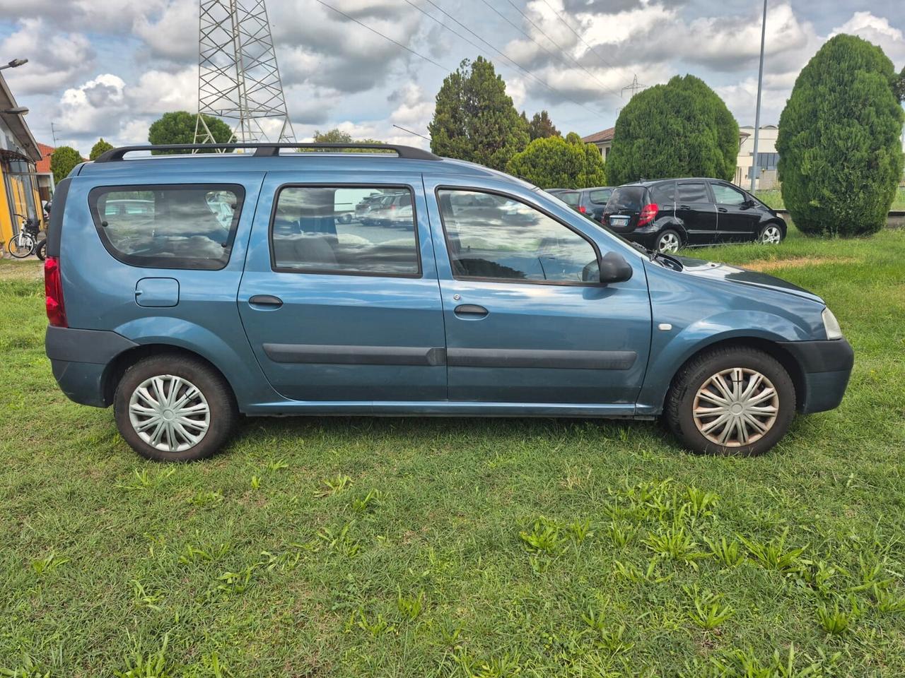 Dacia Logan MCV 1.6 16V 7 posti Lauréate