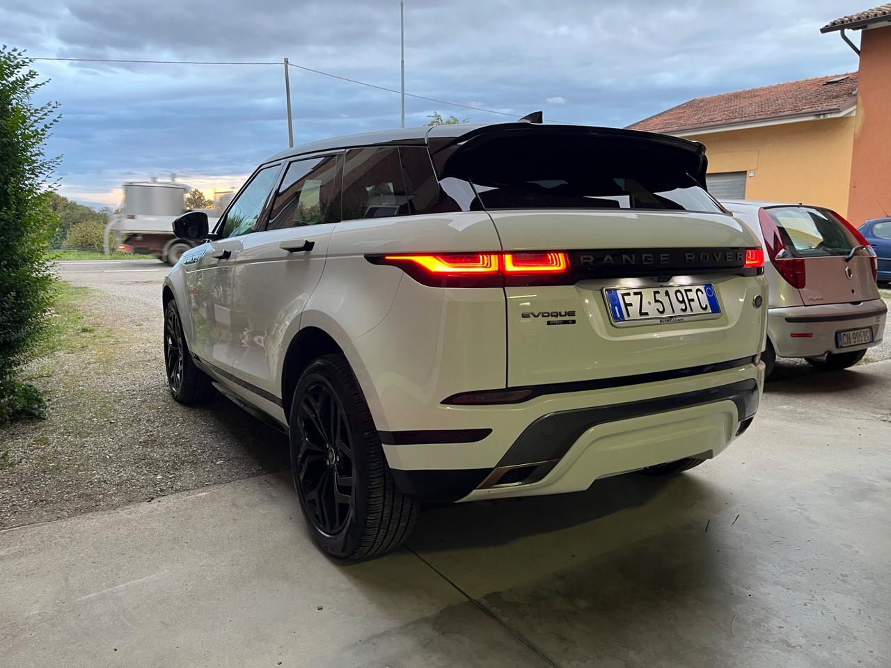 Land Rover Range Rover Evoque Range Rover Evoque 2.0D I4 180 CV R-Dynamic