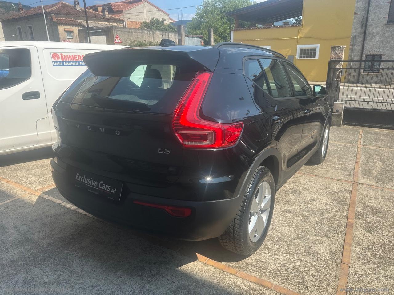 VOLVO XC40 D3 Business