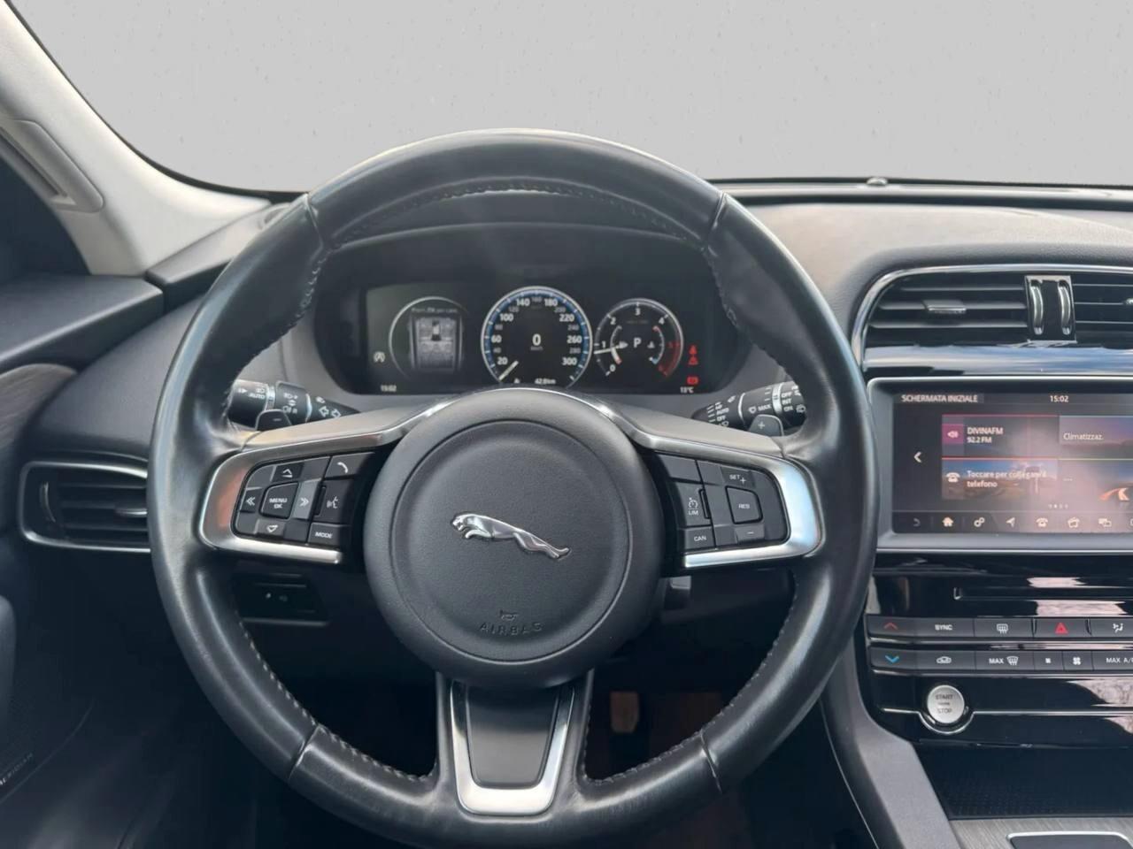 Jaguar F-Pace 2.0 D 180 CV AWD Prestige 12/2017