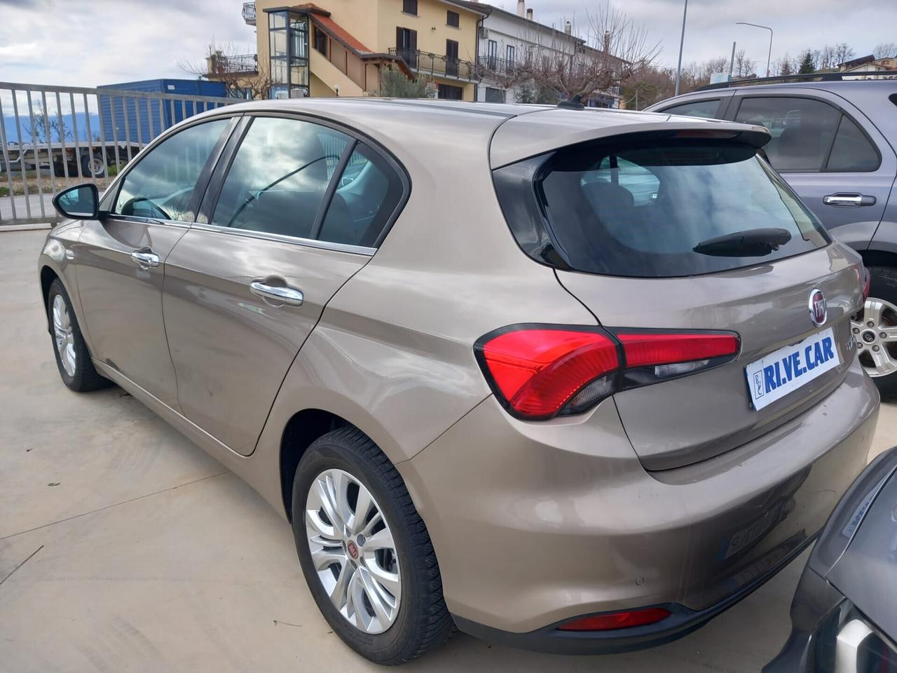 Fiat Tipo 1.6 Mjt S&S 5 porte Lounge