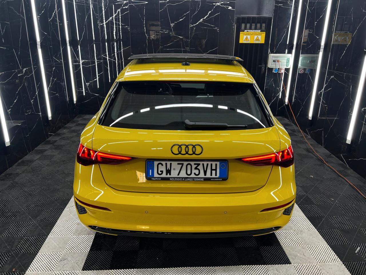Audi A3 Sedan 35 TDI S tronic Business Advanced