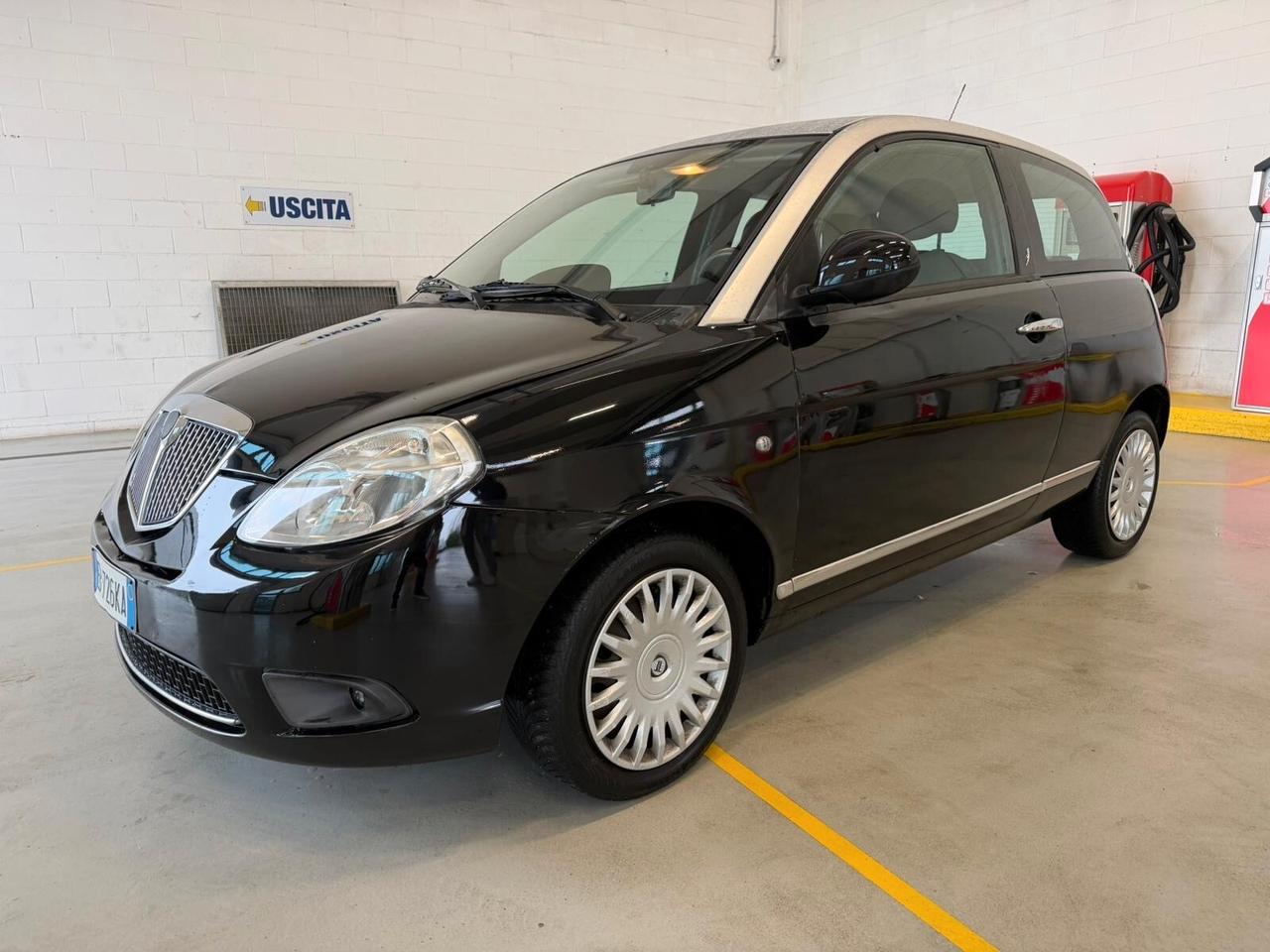 Lancia Ypsilon 1.2 69 CV Platinum