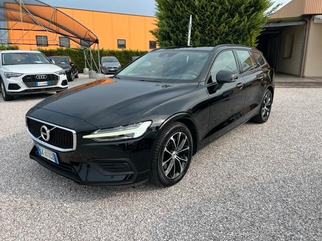 Volvo V60 2.0 b4 Diesel 197 Cv Momentum Business auto