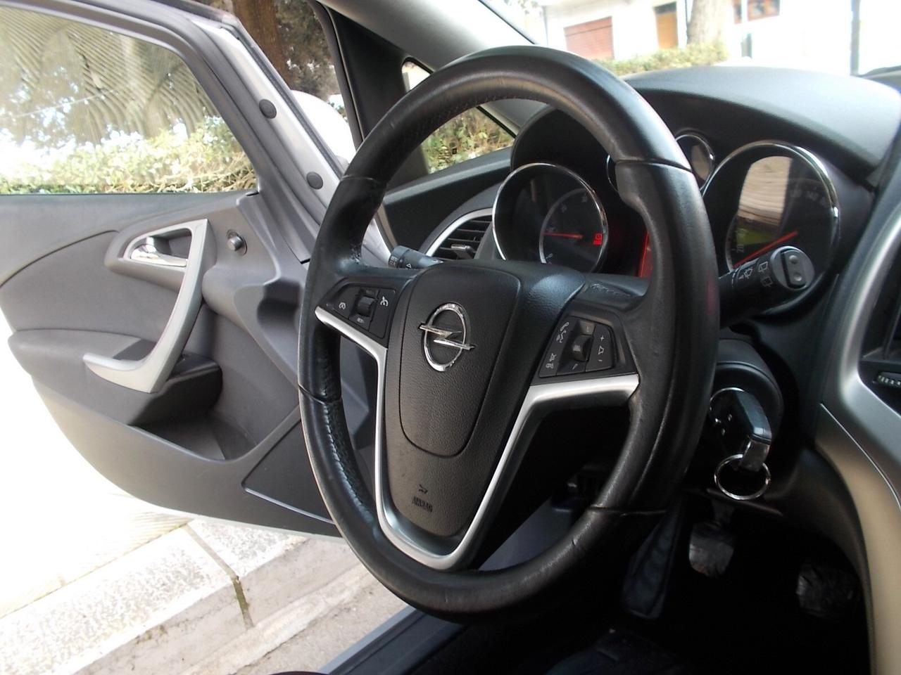 Opel Astra 1.7 CDTI 110CV Sports Tourer Cosmo