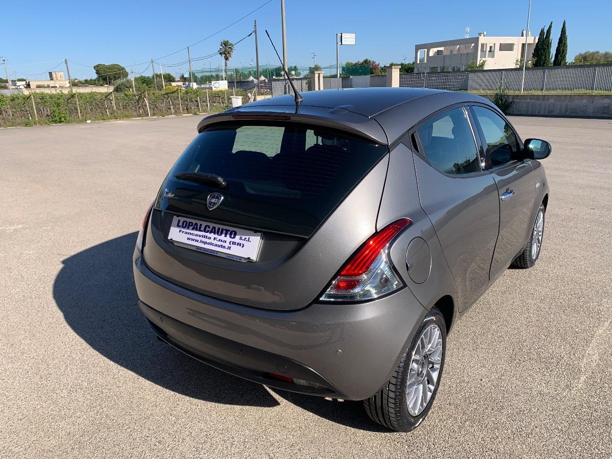 LANCIA - Ypsilon - 1.2 69 CV 5 porte S&S Gold