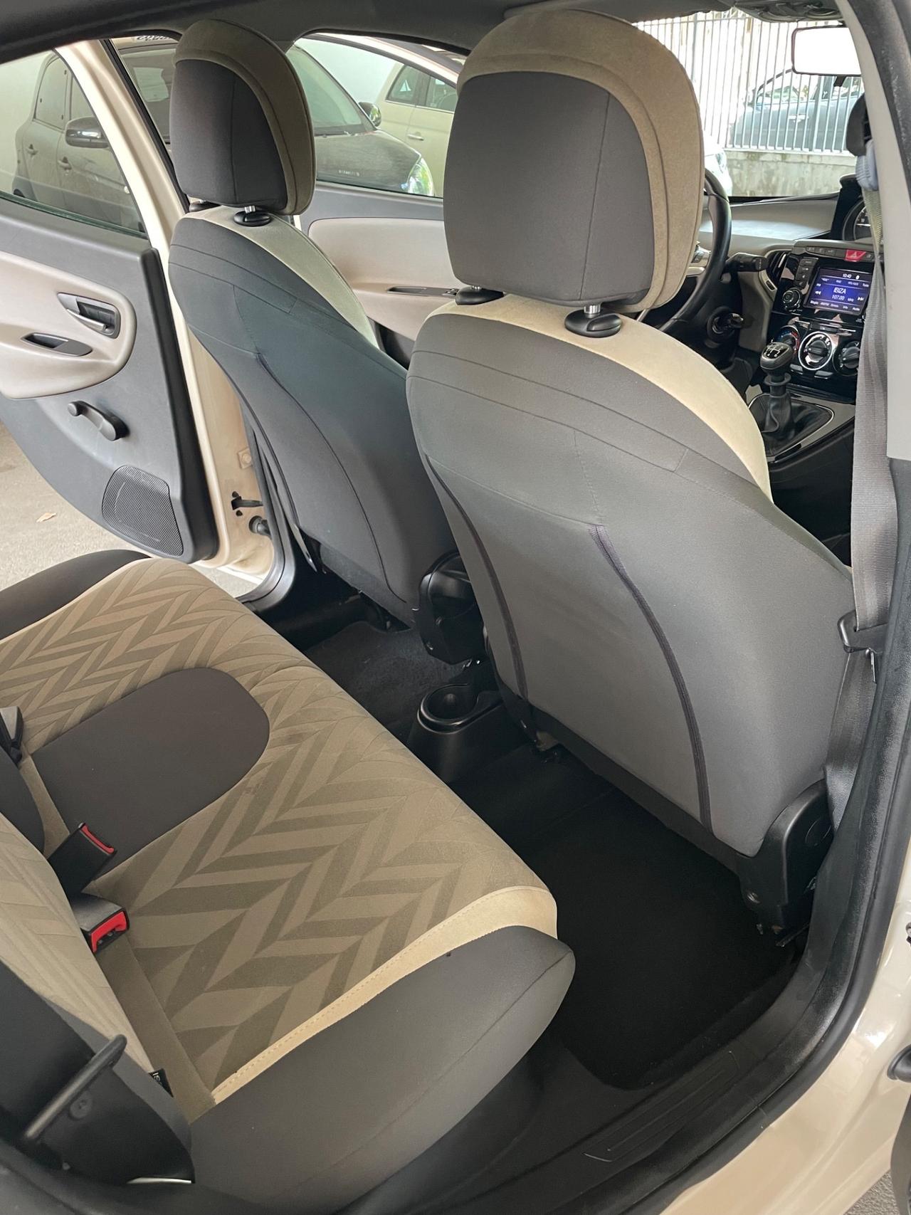 Lancia Ypsilon 1.2 69 CV 5 porte GPL Ecochic Mya perfetta in tutto
