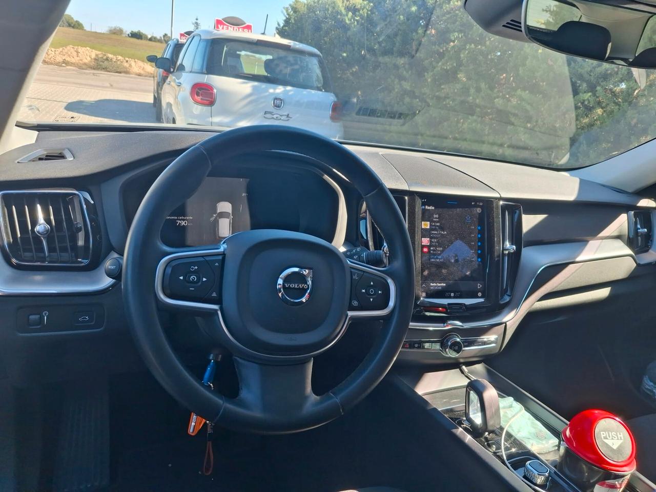 Volvo XC 60 B4 AWD automatico Momentum