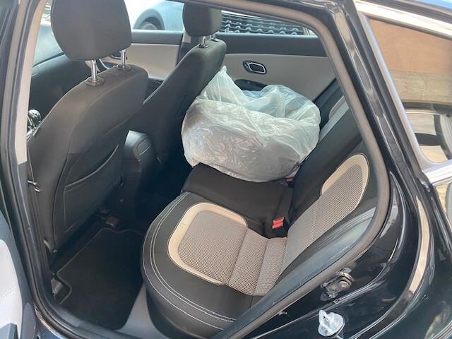 Kia Ceed cee'd 1.6 GDI 5 porte Cool