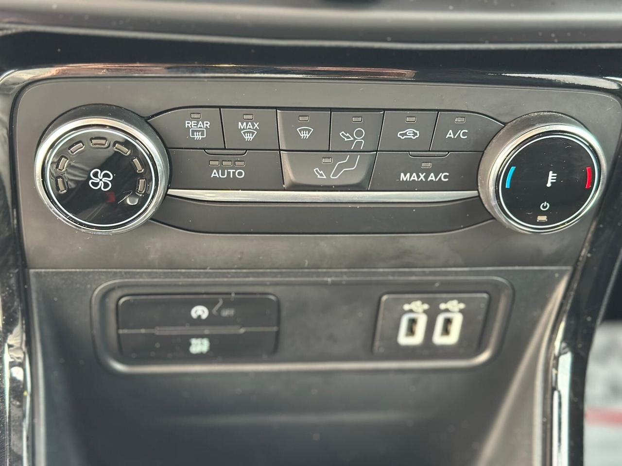 Ford EcoSport 1.0 125 CV Titanium !DA VETRINA!