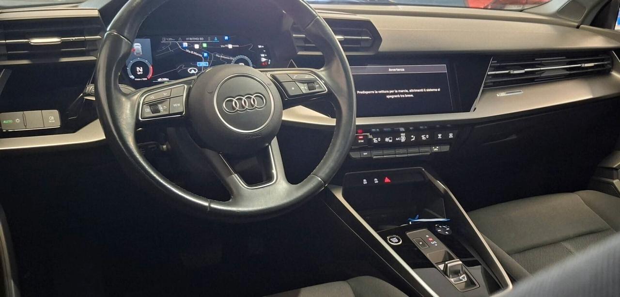 Audi A3 30 TFSI S tronic Business Advanced full optional