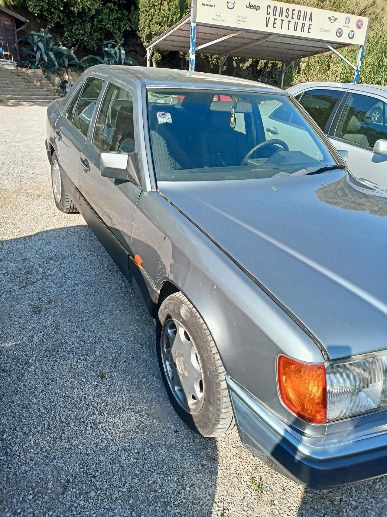 Mercedes 200