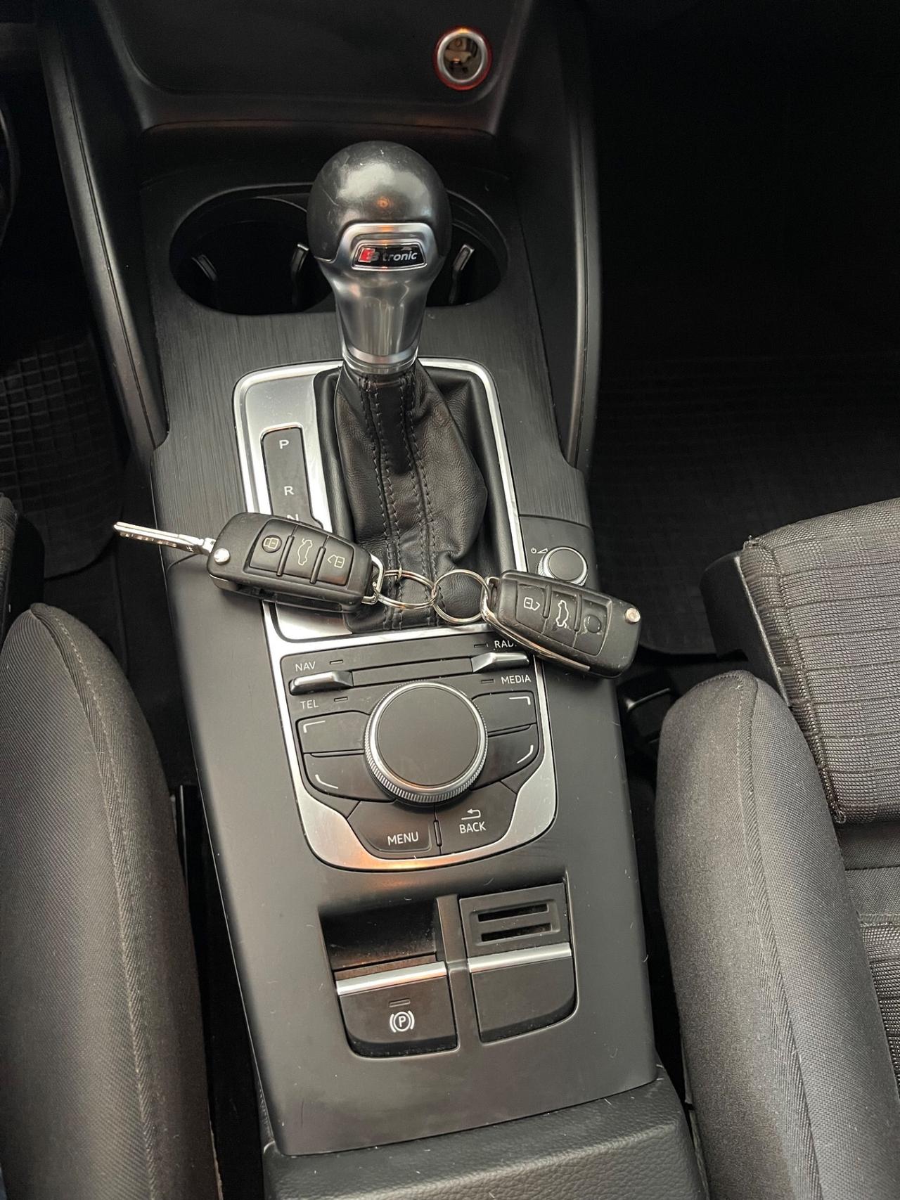 Audi A3 SPB 1.6 TDI clean diesel S tronic Ambition