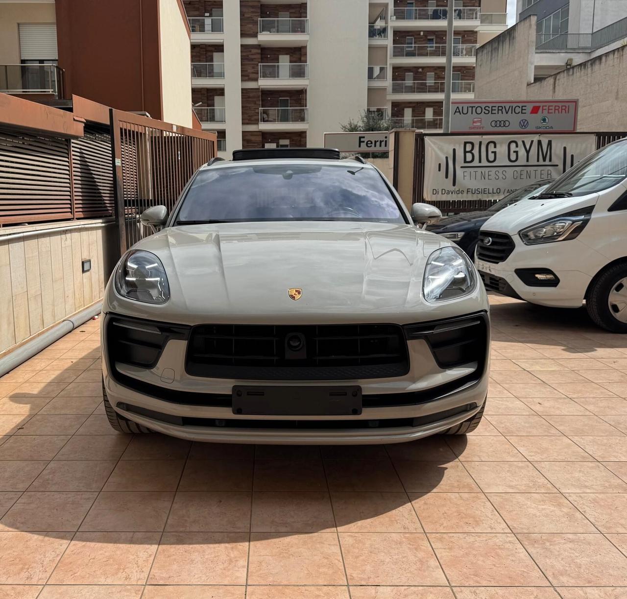Porsche Macan 2.0 265CV GESSO TETTO