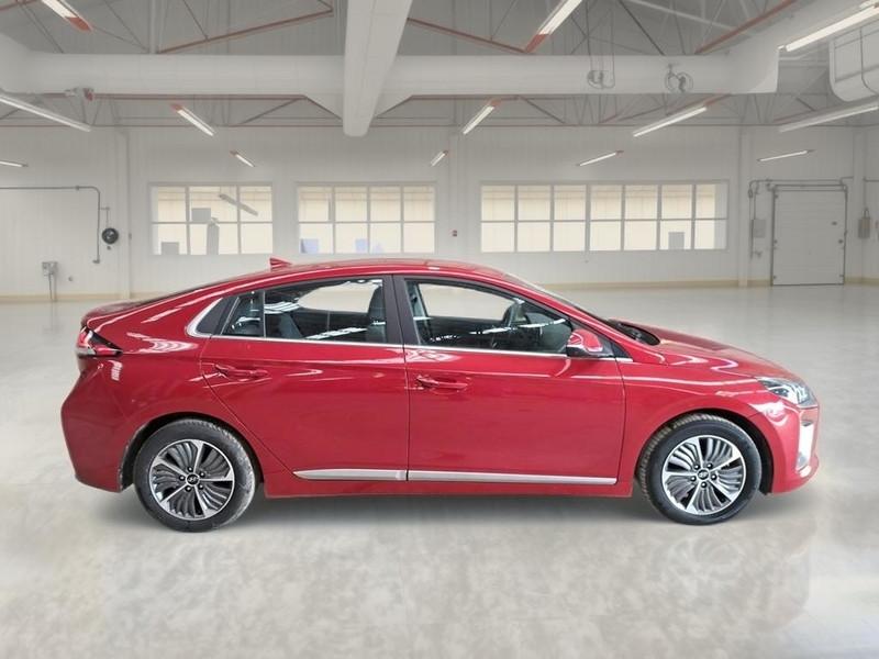 HYUNDAI IONIQ 1.6 PLUG-IN HYBRID 6DCT TECH 5 PORTE BERLINA