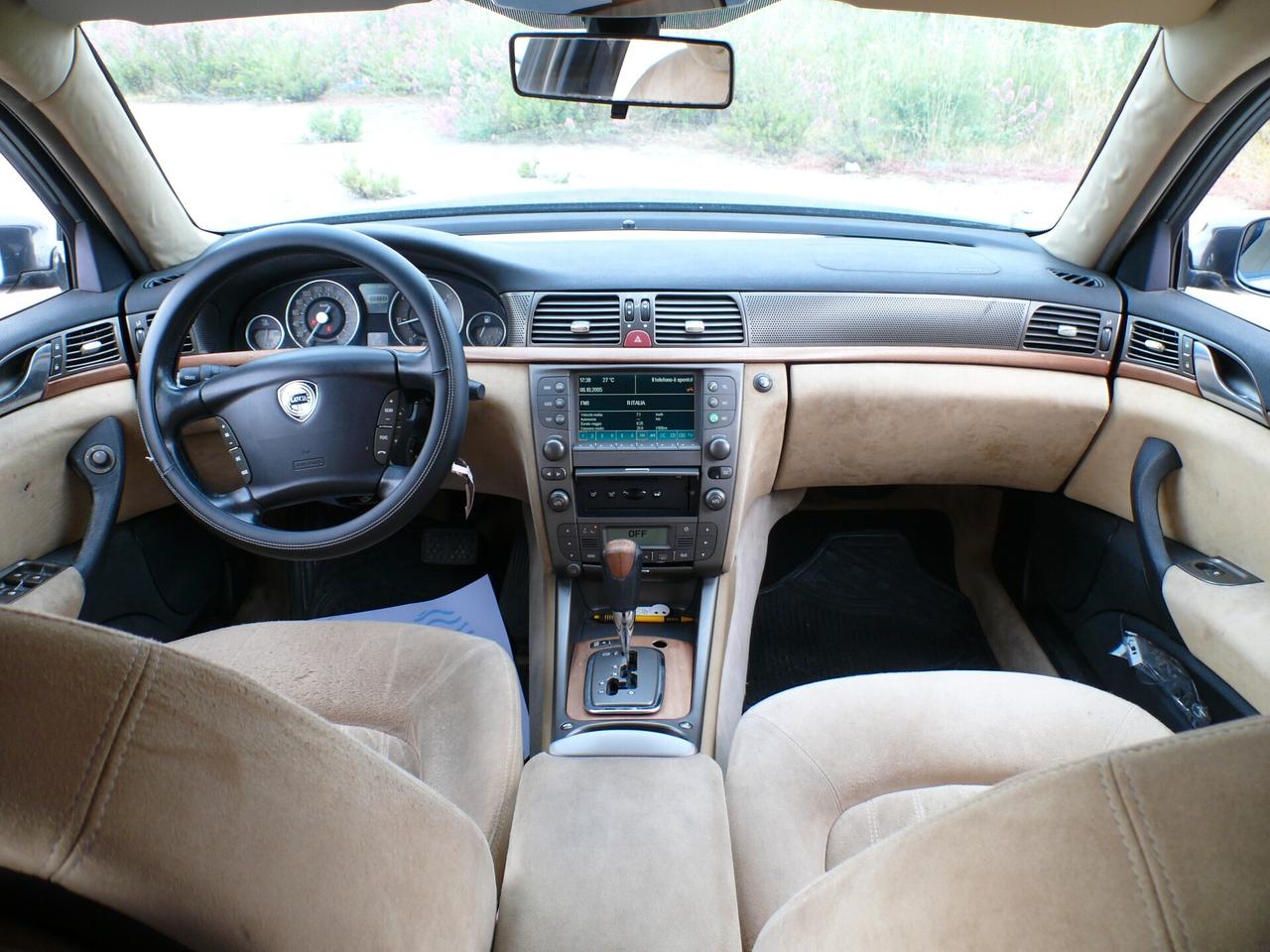 Lancia Thesis 2.4 JTD 20V aut. (M1328)