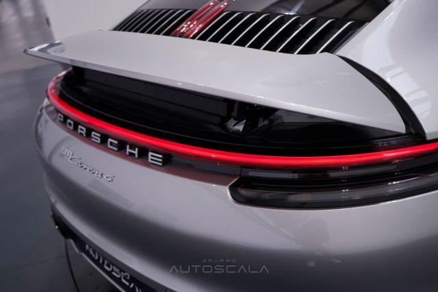 PORSCHE 992 385cv Carrera 4